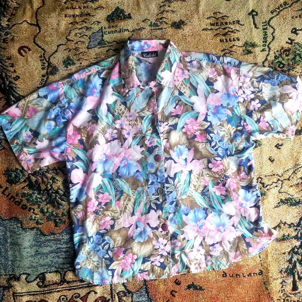 Vintage 90s retro pastel Pink and blue Hawaiian shirt